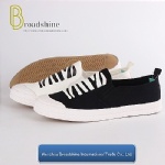 Slip-on Style Men Running Canvas Footwear